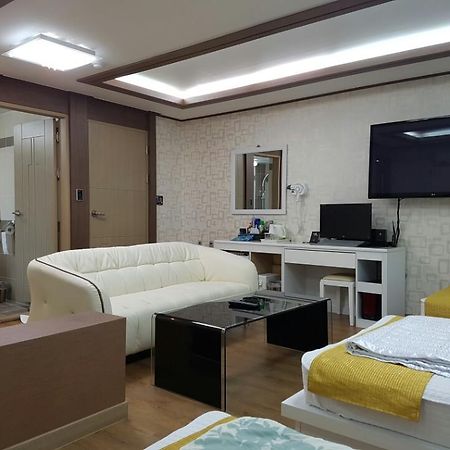 Raon Hotel Gwangyang  Esterno foto