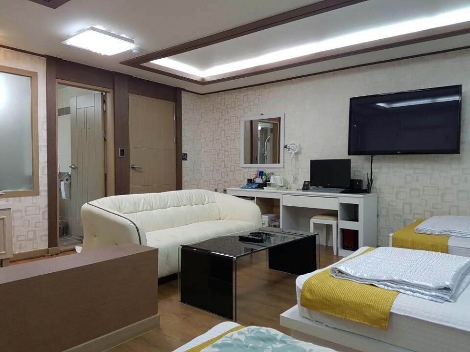 Raon Hotel Gwangyang  Esterno foto