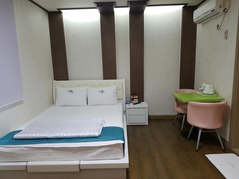 Raon Hotel Gwangyang  Esterno foto